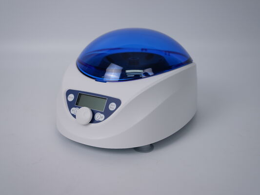 Équipement de laboratoire médical Centrifugeuse à basse vitesse conçue pour améliorer le laboratoire